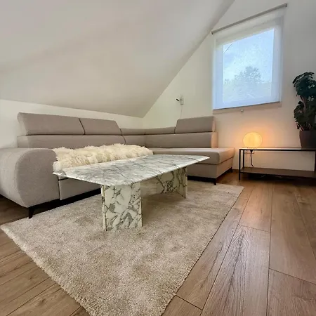 Matramelye Vendeghaz بيت للعطل Parád