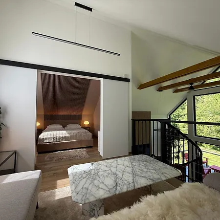 Matramelye Vendeghaz Parád