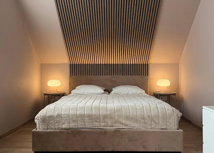 Matramelye Vendeghaz * Parád